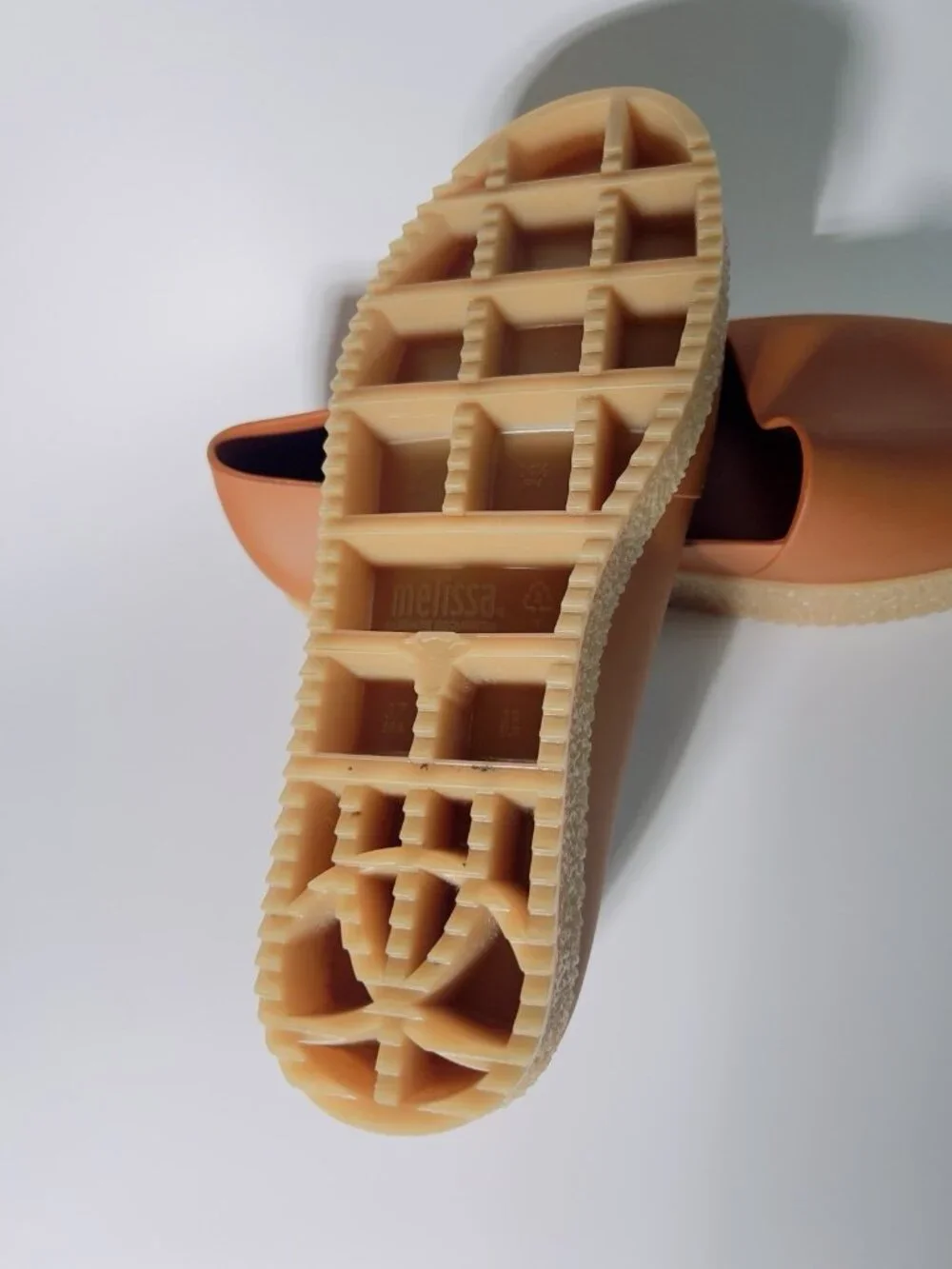 Melissa Puzzle Ad Platform Peep Toe Flats Caramel Women’s Size 8